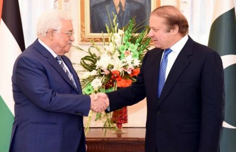 In this picture, PM Nawaz and President Mahmoud Abbas shaking hand at PM House on 31 Jan 2017.