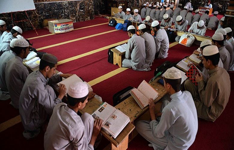 Sindh govt decides to register madrassas as educational institutions