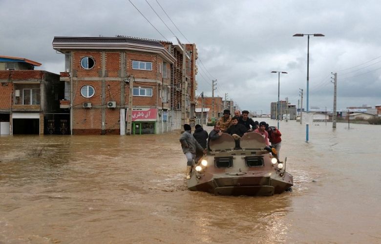 Flash floods kill 17 people in Iran