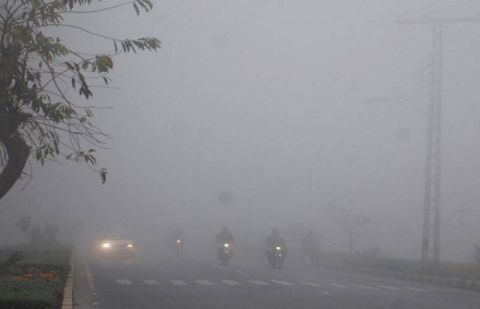 Dense fog disrupts air, road traffic in Punjab