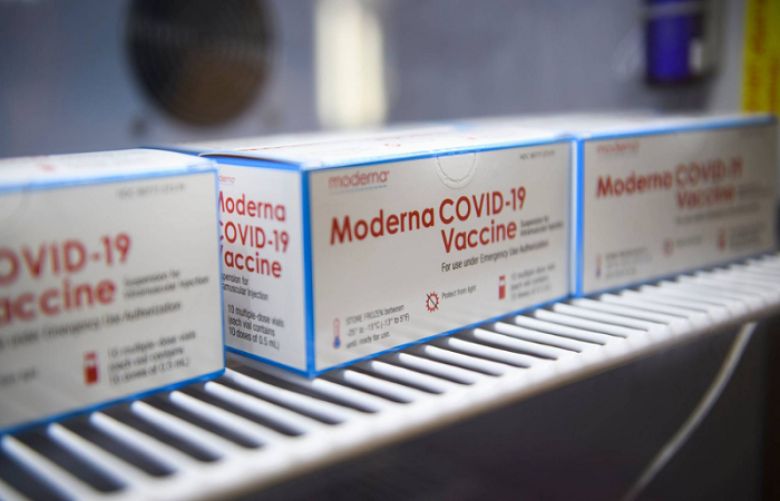 Moderna announces positive results for Omicron vaccine