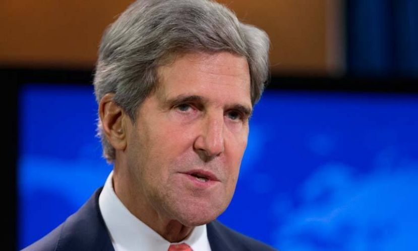 Kerry warns Afghanistan as thousands rally in support of Abdullah