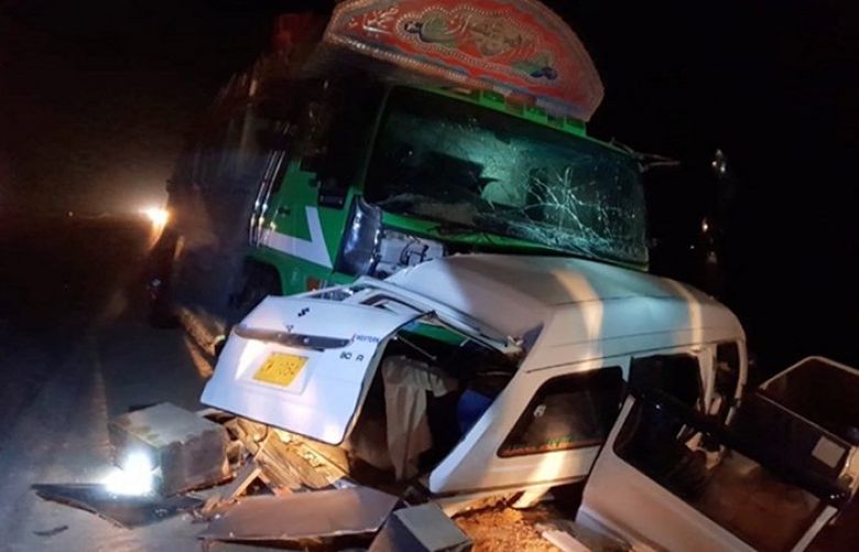 Eight of a family killed in van, truck collision near Sehwan