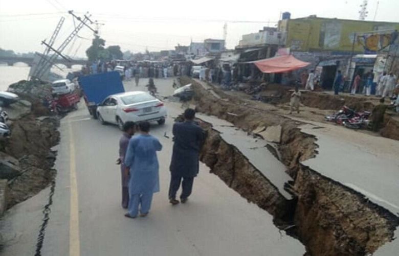 Jolts of strong earthquake felt across Pakistan