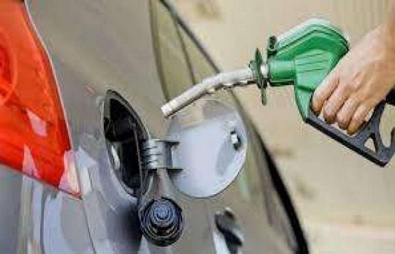 PM Imran Khan rejects OGRA&#039;s recommendation to hike petrol price