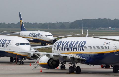 Ryanair plane lands safely in Oslo after bomb threat
