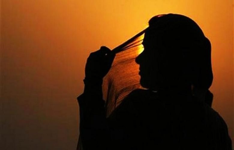 Mother of three, alleged paramour gunned down &#039;for honour&#039; in Nawabshah