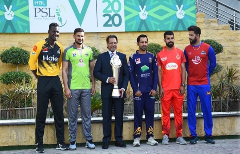 PSL 2020 trophy unveiled at Karachi&#039;s National Stadium