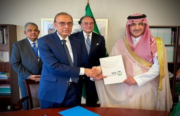 Pakistan and Saudi Arabia sign $3 billion deposit extension agreement