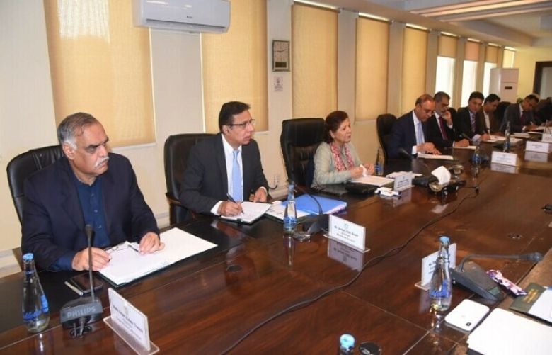 Finance minister briefs IMF on govt measures to ‘improve economic situation’