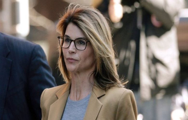 Lori Loughlin, Mossimo Giannuli dreading jail time for college admissions scandal