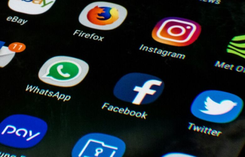 Internet group asks govt to make draft of social media rules public