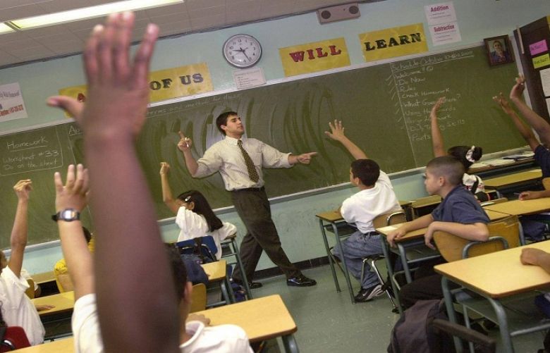Teachers to face tough driving-test style assessments before qualifying in classroom