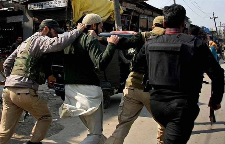 Indian police arrested 13 youth in occupied Kashmir