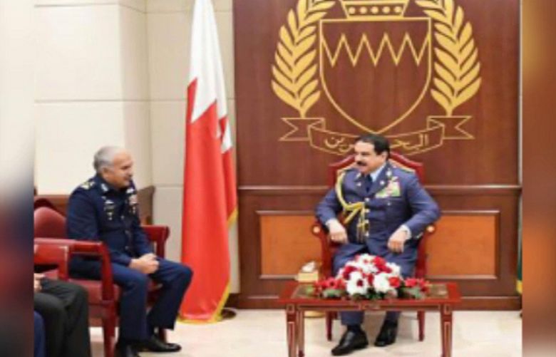 Air Chief calls on King of Bahrain