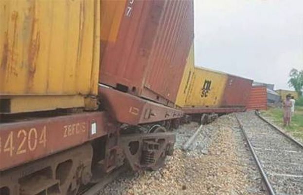 11 Bogies of freight train derailed near Chaghi