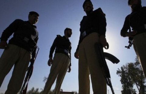 Police arrest 33 suspects over Quetta cop killings