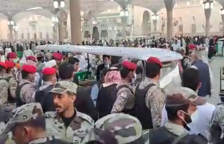 Pakistani pilgrims arrested for sloganeering at Masjid-i-Nabwi
