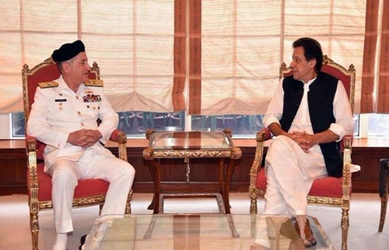 PM Imran meets Pakistan Navy Chief Admiral Zafar Mahmood