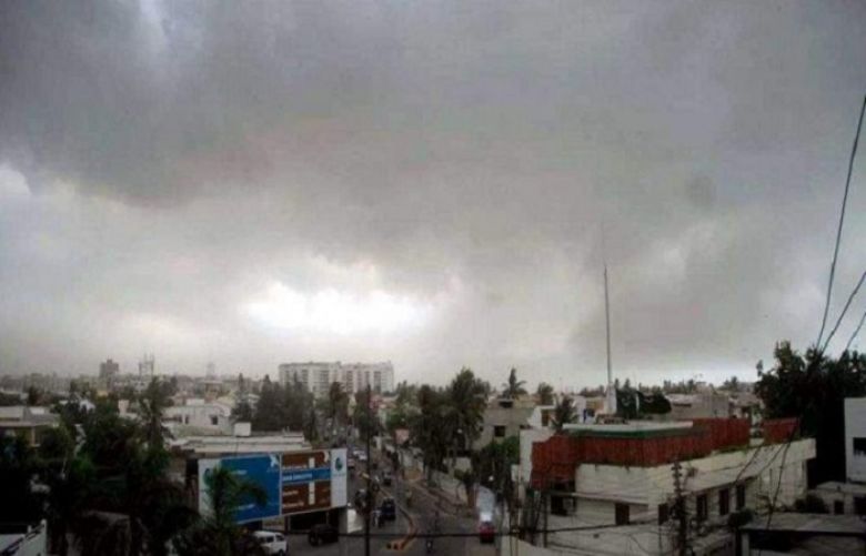 PMD forecasts drizzling winds in Karachi today
