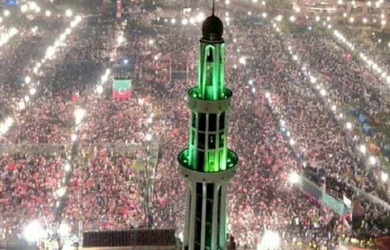  Khan expresses gratitude to public over successful rally at Minar-e-Pakistan
