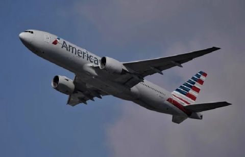 6 injured as American Airlines flight makes 'hard landing' at Maui airport