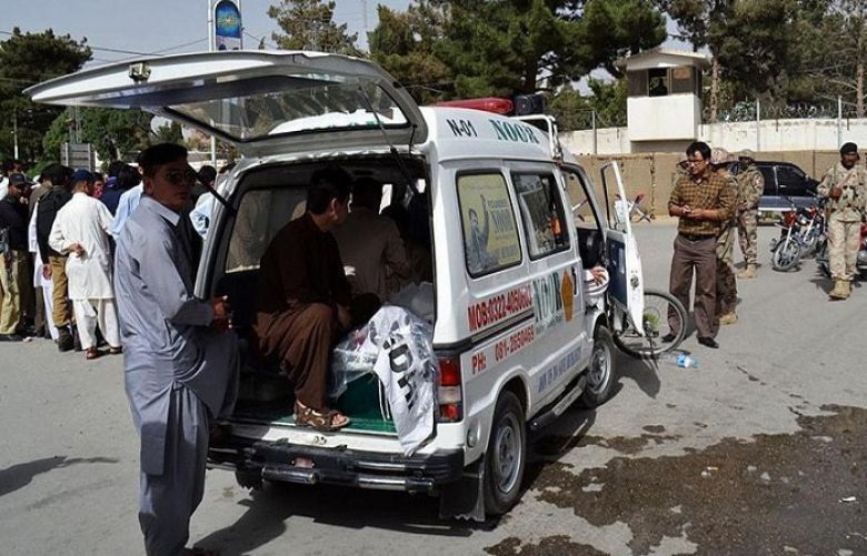 The tiro of victims were transferred to the D. G. Khan Medical College, where two of them succumbed to their injuries.