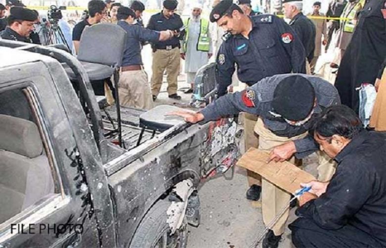 Three police martyred as roadside bomb targets DPO&#039;s convoy in DI Khan