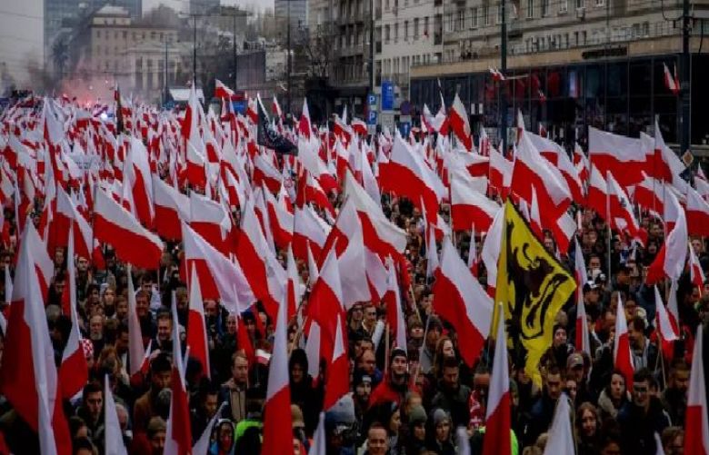 Tens of thousands of Albanians protest over rising costs