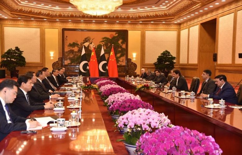 Prime Minister Imran Khan meeting Chinese President Xi Jinping along with delegations of senior dignitaries from both countries