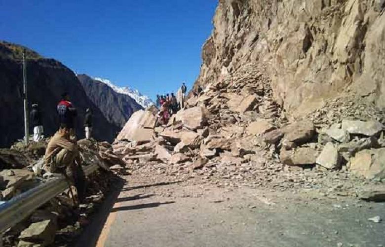 Torrential rains, land sliding block roads from 120 locations in northern areas