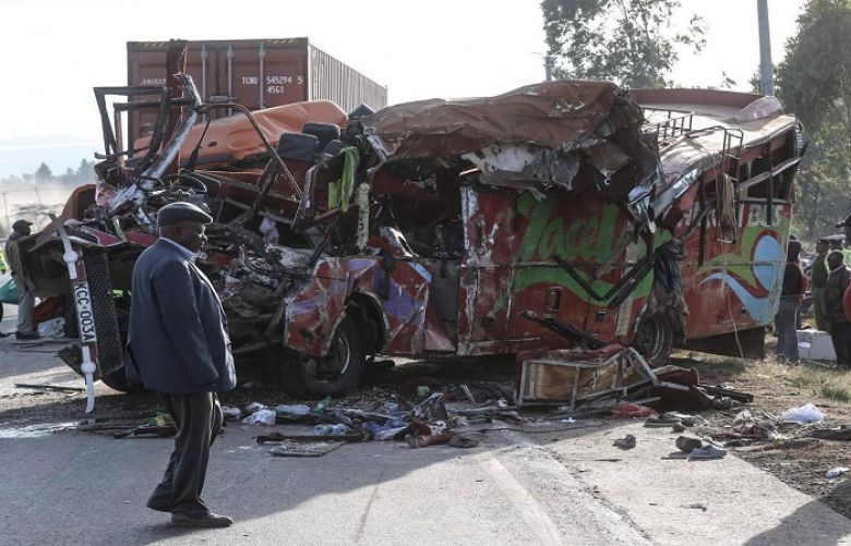 Kenya crash between Nairobi bus and lorry 