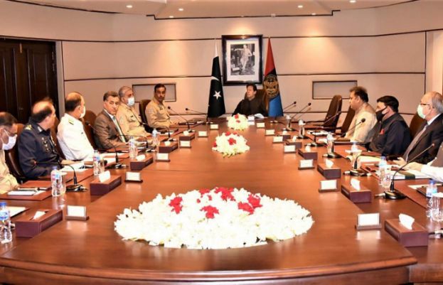 PM Imran briefed on national and regional security situation during visit to ISI headquarters