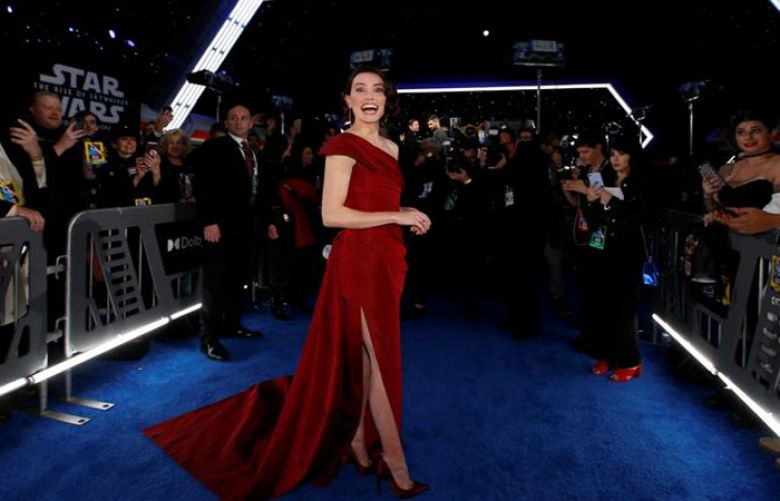 Hollywood cheers &#039;Rise of Skywalker&#039; at film&#039;s world premiere
