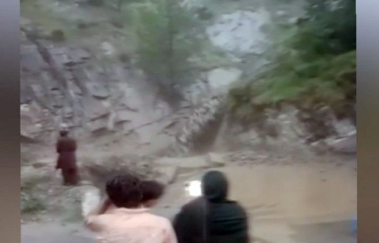 At least 24 feared dead after rains, flashfloods wreak havoc in Neelum valley