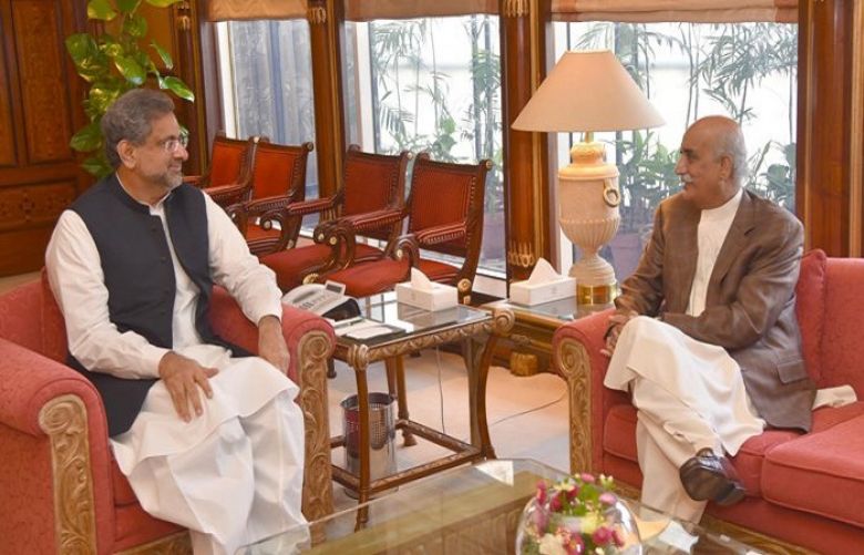 Prime Minister Shahid Khaqan Abbasi and Leader of Opposition in the National Assembly Khursheed Shah 