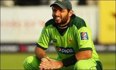 Injured Afridi can’t play two T20s against Australia