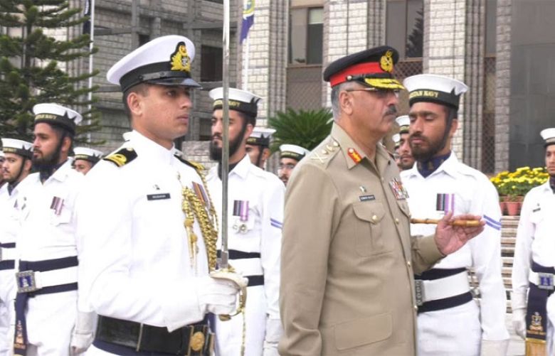 CJCSC Gen Zubair Hayat pays farewell visit to Naval Headquarter