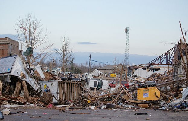 More than 80 dead as tornadoes ravage US