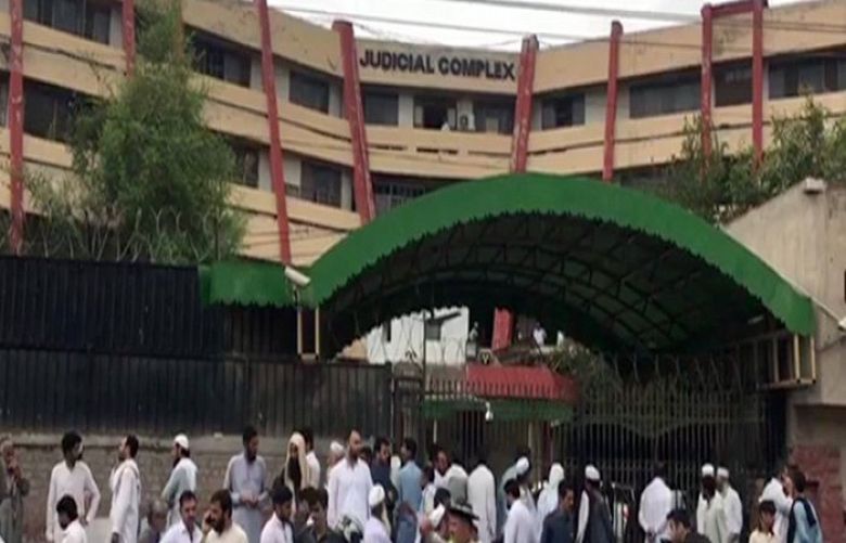 Shots fired in Peshawar Judicial Complex