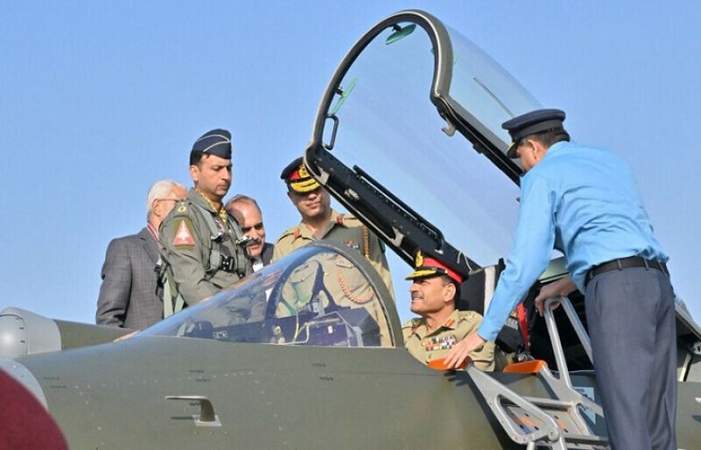 COAS lauds PAF for &#039;ensuring balance of power in region&#039;