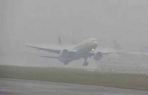 Dense fog disrupts Islamabad flight operations