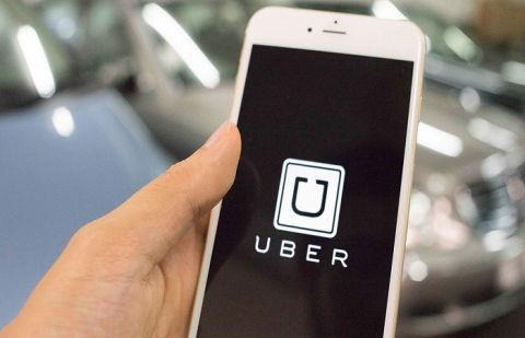Uber battles to keep London license