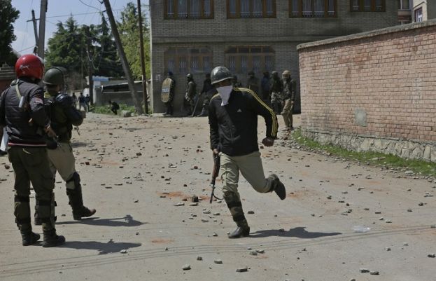 Indian troops martyr five youth in kashmir