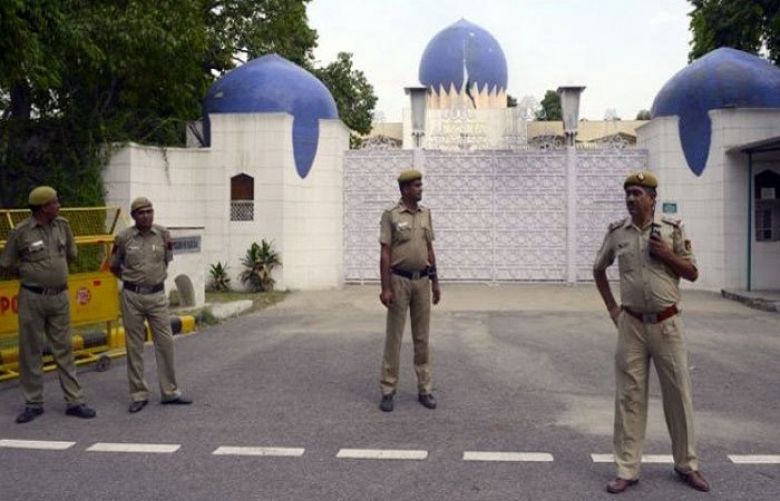 India arrests Pakistani HC official,