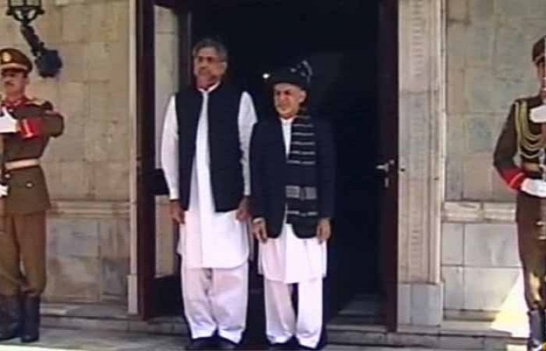 PM Abbasi receives guard of honour upon arrival in Kabul