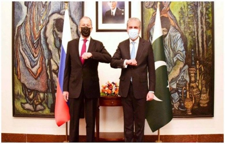 Russian Foreign Minister Sergey Lavrov and his pakistani counterpart Shah Mahmood Qureshi