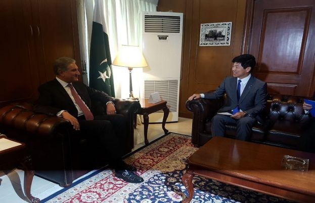 Japan's State Minister for Foreign Affairs calls on FM Qureshi