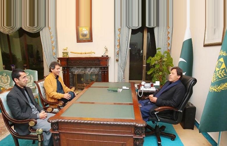 Sacked provincial members meet PM Imran