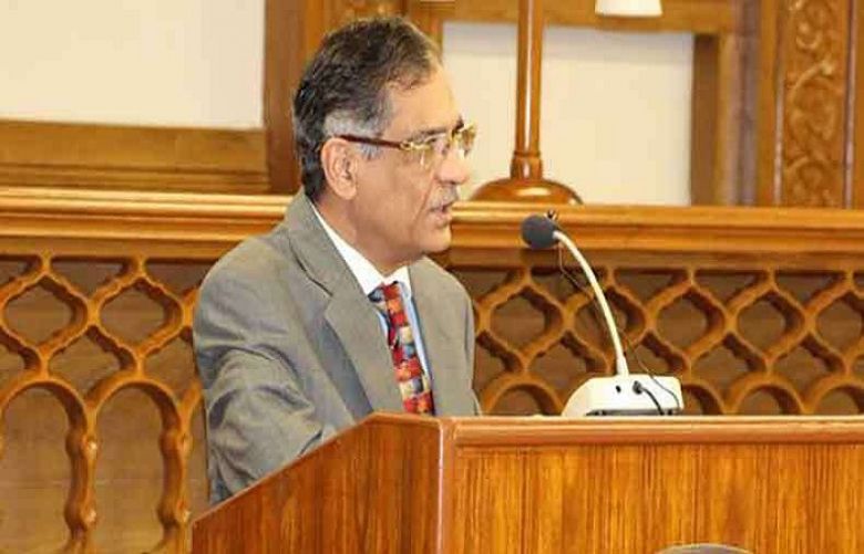 Chief justice directs govt to not appoint dual nationals on top posts